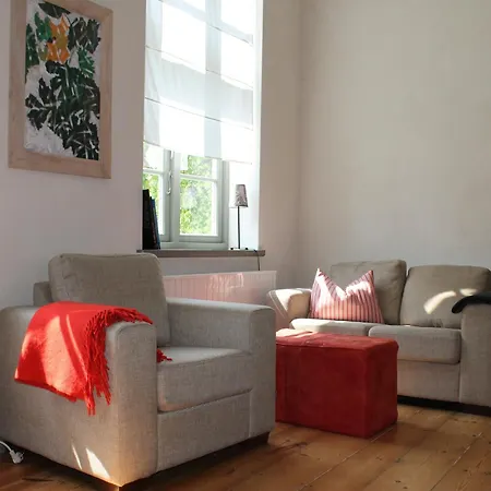 Appartement In Mit Garten, Cleaning Included *